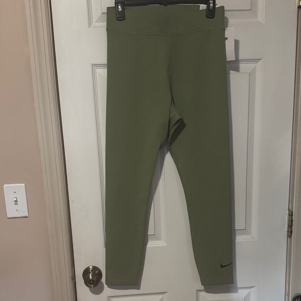 Nike Kids Olive Leggings with Subtle Swoosh